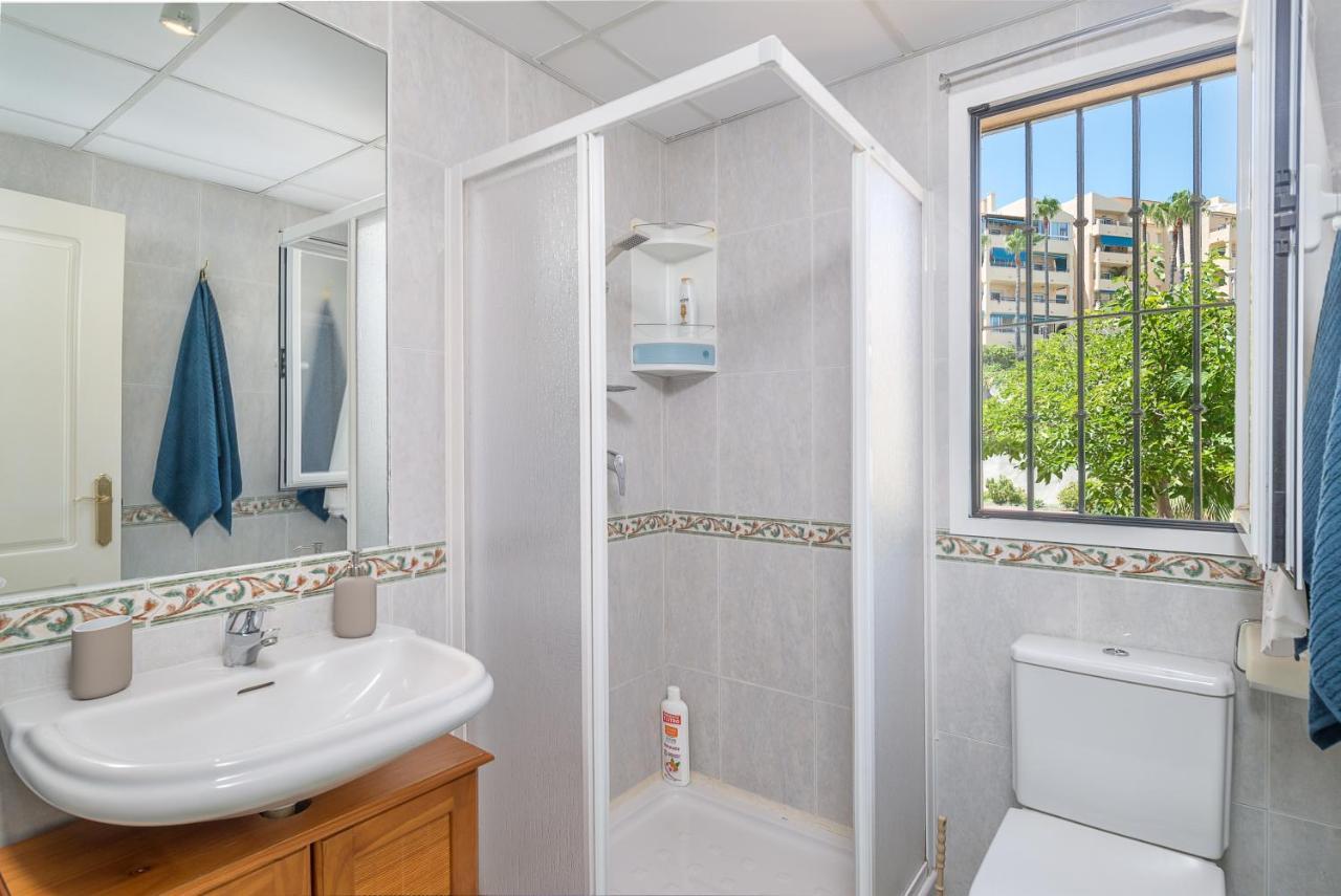 Sea Blue Apartment - Frente Al Mar Benalmádena Dış mekan fotoğraf